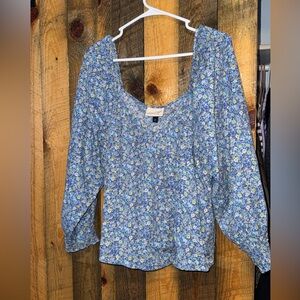 Universal Thread Blue Floral Blouse